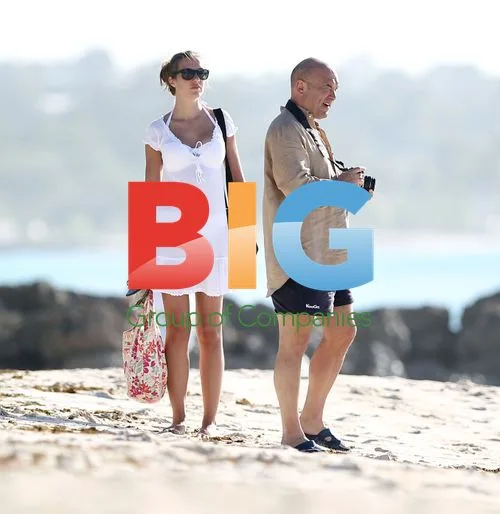 Gregg Wallace Takes Photos of Wife Heidi in Caribbean