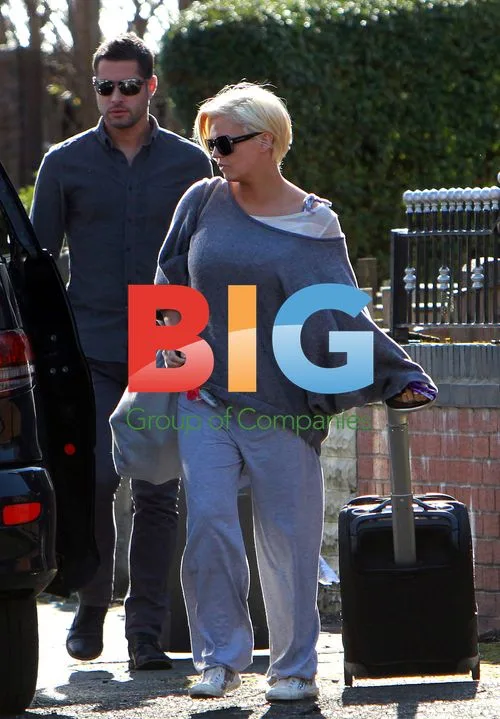 Kerry Katona and boyfriend at her mum's house