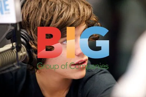 One Direction at Q102 iHeart Performance