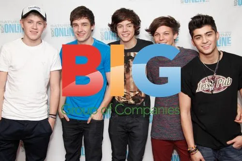 One Direction Perform at Q102 iHeart