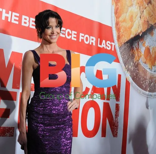 Shannon Elizabeth at "American Reunion" Premiere