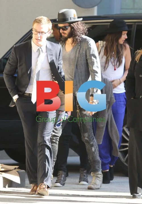 Russell Brand and Girlfriend Arriving in LA