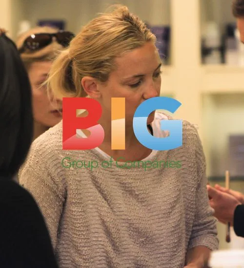 Kate Hudson Shopping with Baby Bingham in London