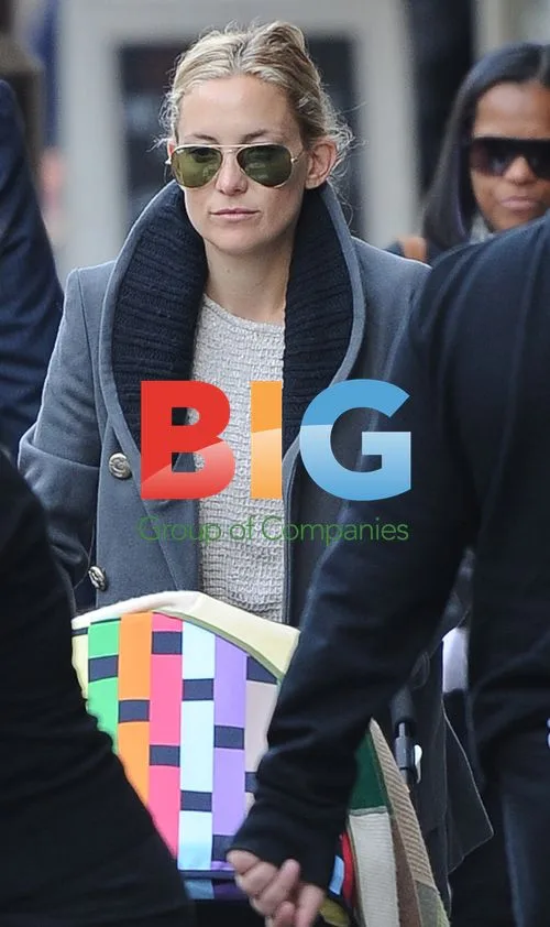 Kate Hudson Shopping with Baby Bingham in London