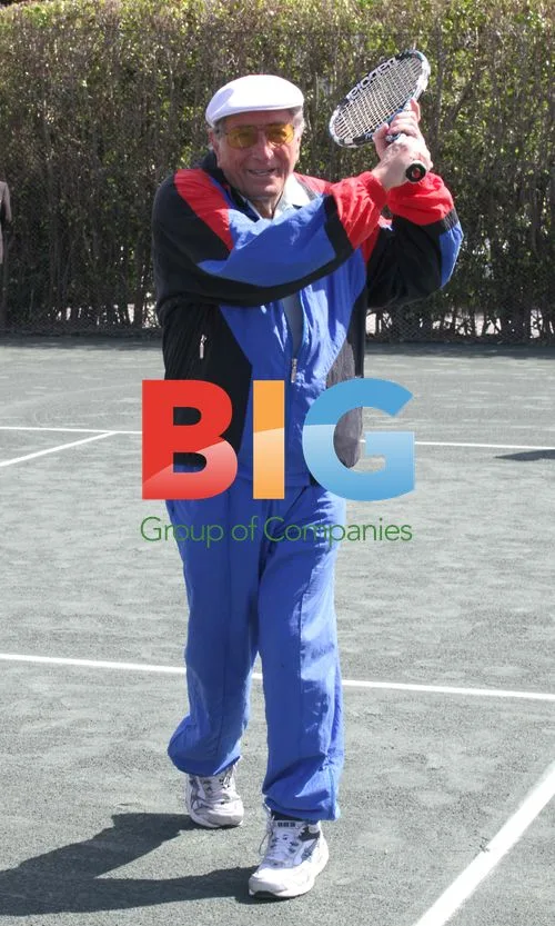 Tony Bennett and Alejandro Sanz at Tennis Event