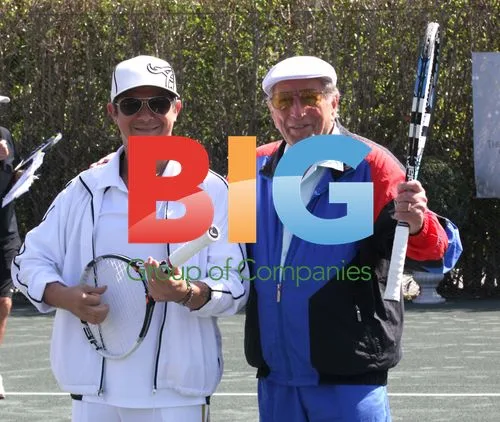 Tony Bennett and Alejandro Sanz at Tennis Event