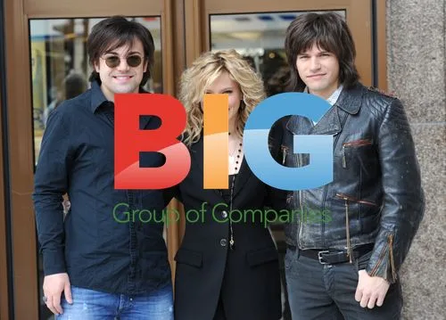 The Band Perry Leaving TV Studio