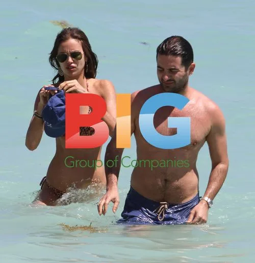 Irina Shayk and Anne Vyalitsyna at the Beach