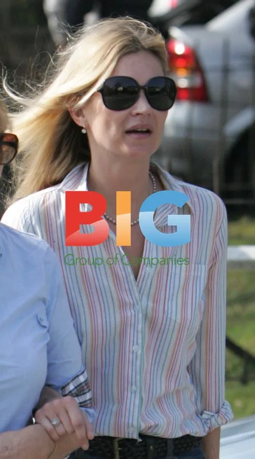 Kate Moss on Family Outing