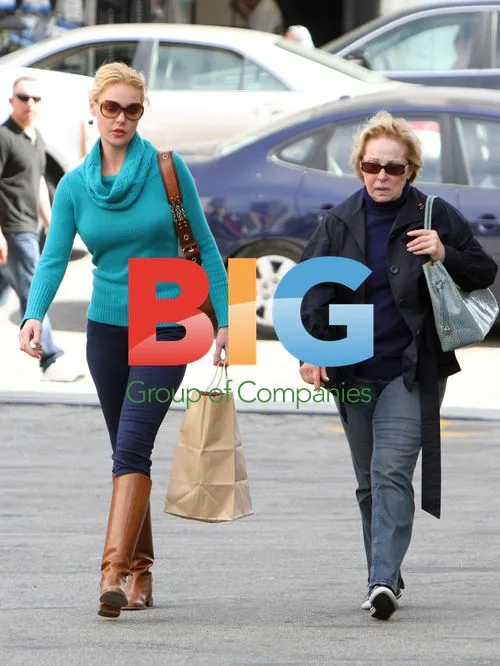 Katherine Heigl & Mom Shopping