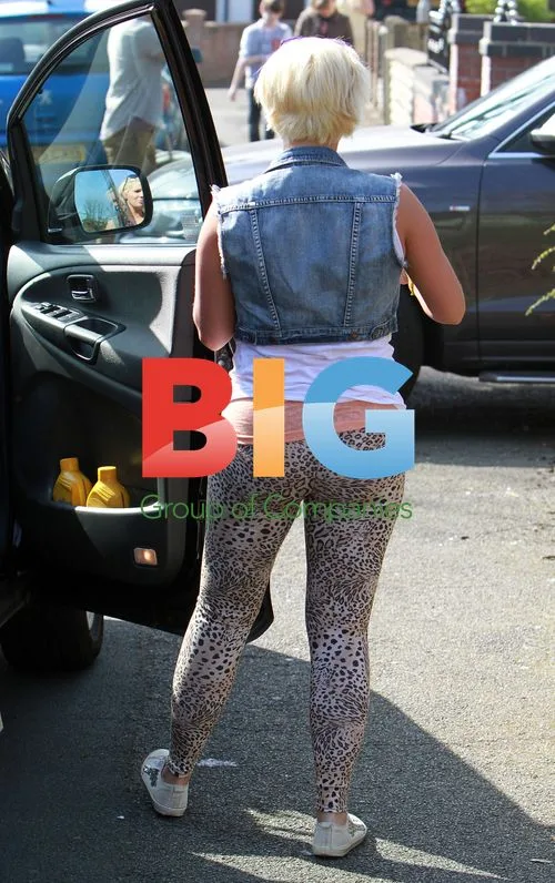 Kerry Katona and boyfriend leave her mom's house