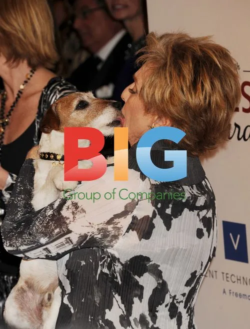 Cloris Leachman and Uggie at Genesis Awards