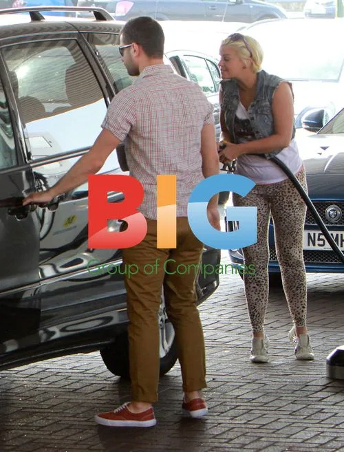 Kerry Katona Stops for Fuel in Cheshire