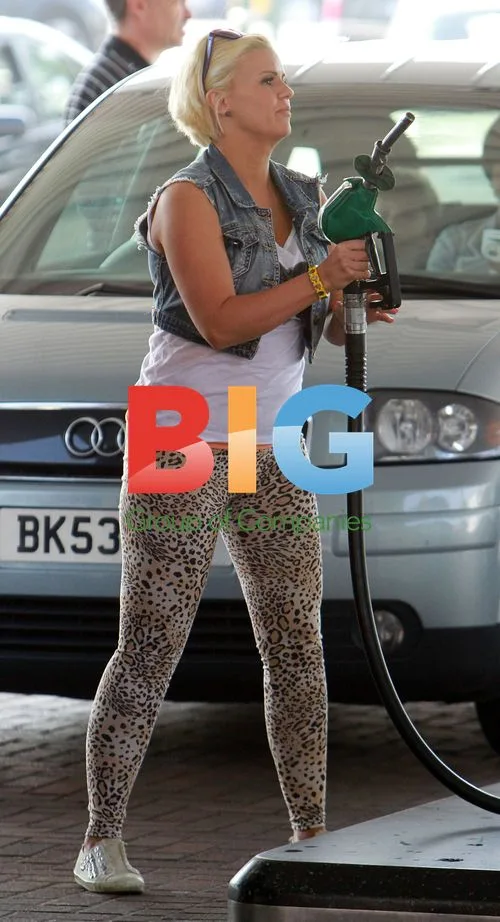 Kerry Katona and boyfriend refuel in Cheshire