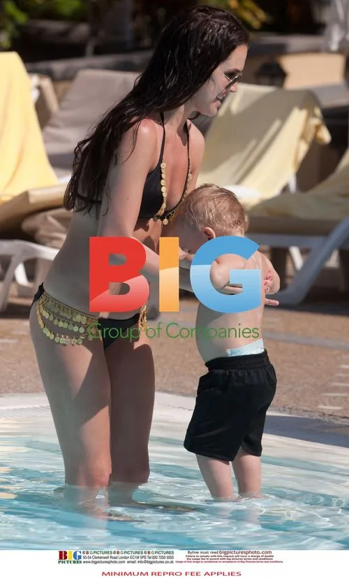Danielle Lloyd on Holiday with Family