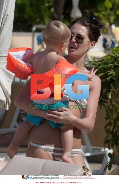 Danielle Lloyd Relaxes with Family on Holiday