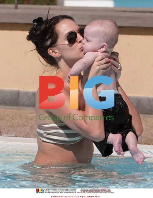 Danielle Lloyd Spends Holiday with Family