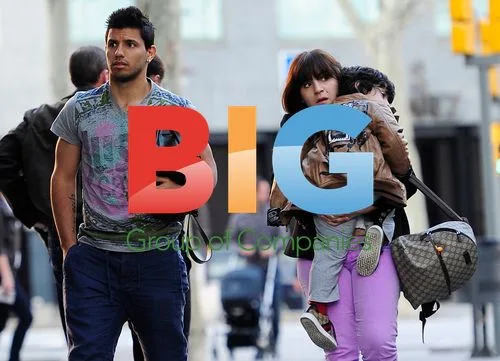 Sergio "Kun" Agero with family in Barcelona