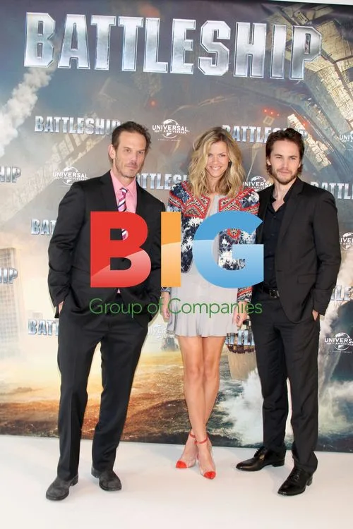 Peter Berg, Brooklyn Decker and Taylor Kitsch attend 'Battleship' Photocall