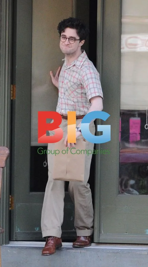 Daniel Radcliffe on 'Kill Your Darlings' set