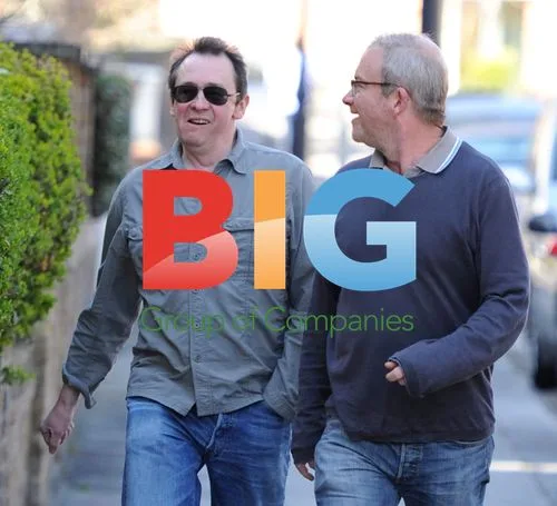 Harry Enfield and Paul Whitehouse leave pub