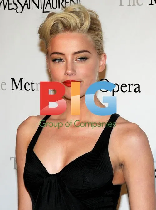 Amber Heard at Metropolitan Opera Premiere