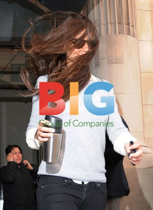 Katie Holmes out in NYC