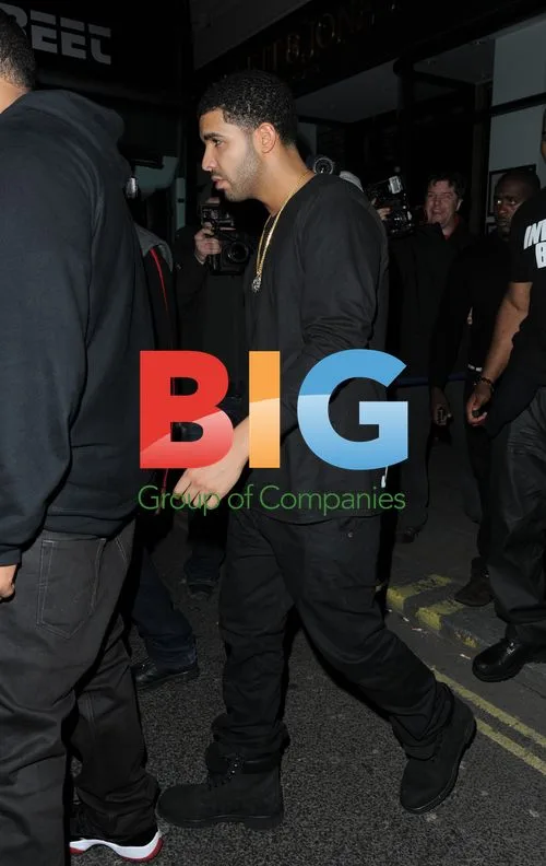 Drake Leaving Low Club in London