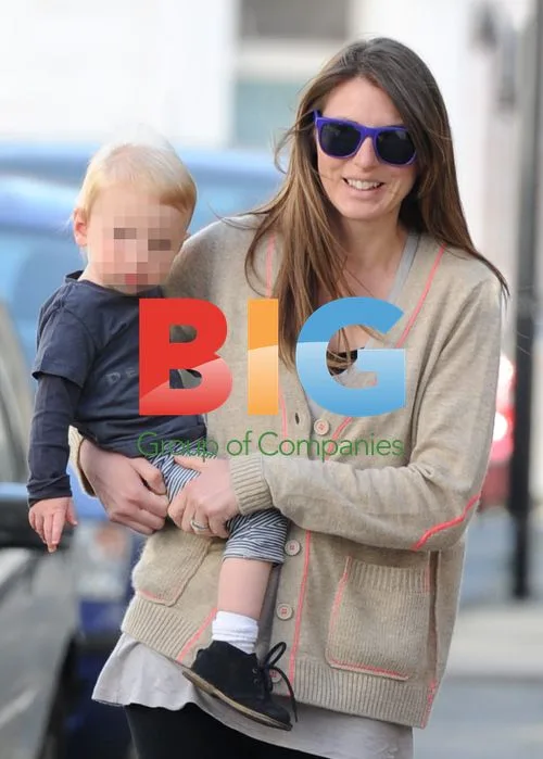 Jools Oliver with Kids in London