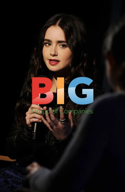 Lily Collins Promotes "Mirror Mirror" in NY