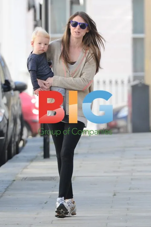 Jools Oliver with Kids in London