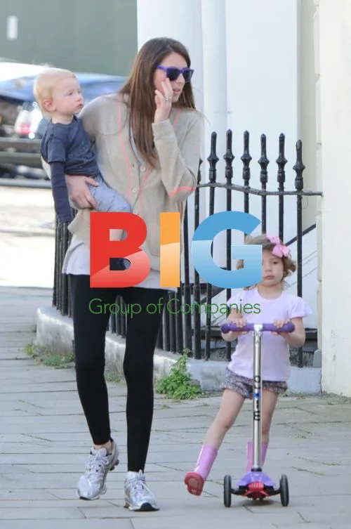 Jools Oliver Out With Kids In London