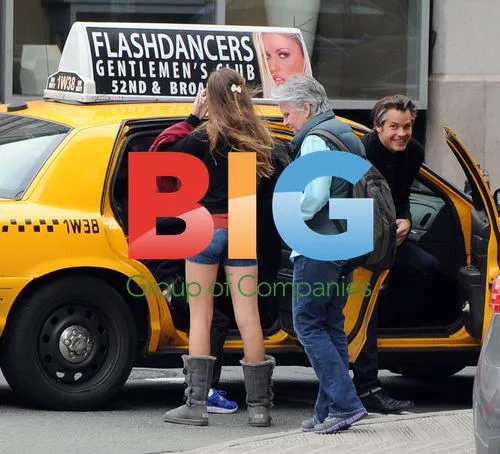 Timothy Olyphant Family Outing in Soho