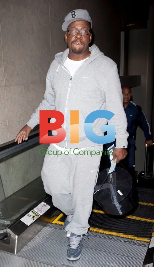 Bobby Brown leaving LAX after DUI arrest