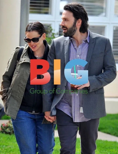 Jennifer Garner and Ben Affleck Leave Daughter\'s School