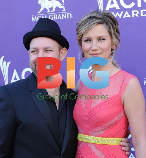 Kristian Bush and Jennifer Nettles at ACM Awards