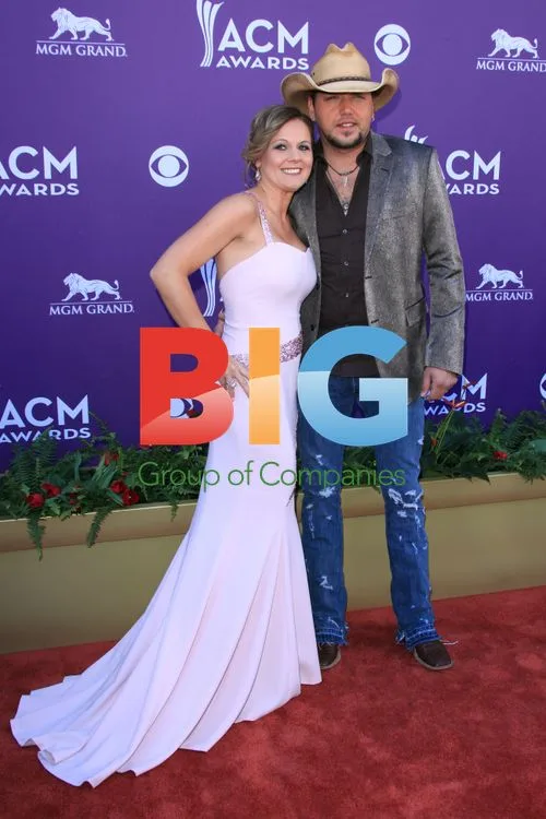Jason and Jessica Aldean at ACM Awards