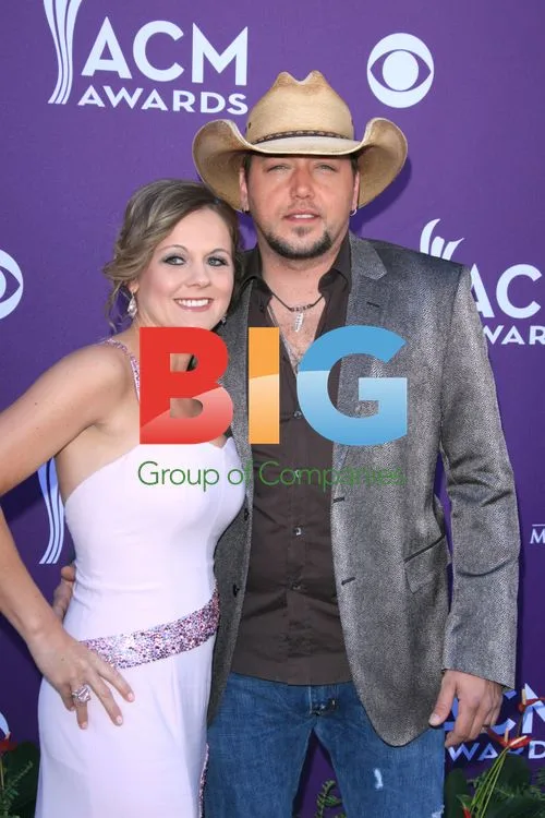 Jason and Jessica Aldean at ACM Awards