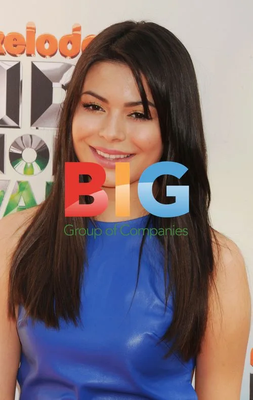 Miranda Cosgrove at Nickelodeon Kids' Choice Awards