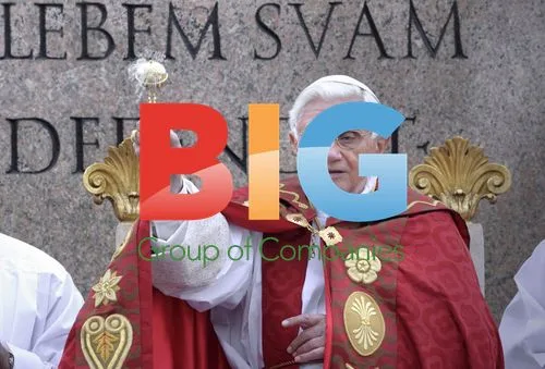 Pope Benedict XVI leads Palm Sunday celebration