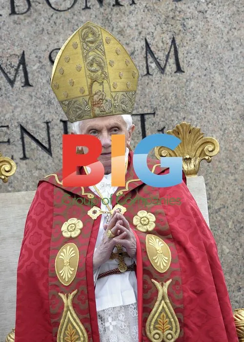Pope Benedict XVI leads Palm Sunday celebration