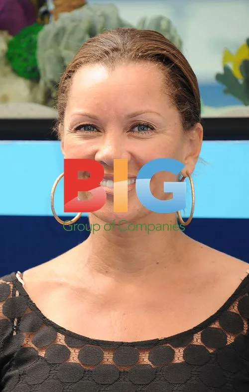 Vanessa Williams at 'Dolphin Tale' Premiere