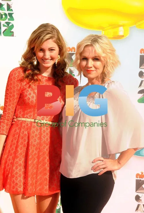Jennie Garth and Luca Bella Facinelli at Nickelodeon Kids' Choice Awards