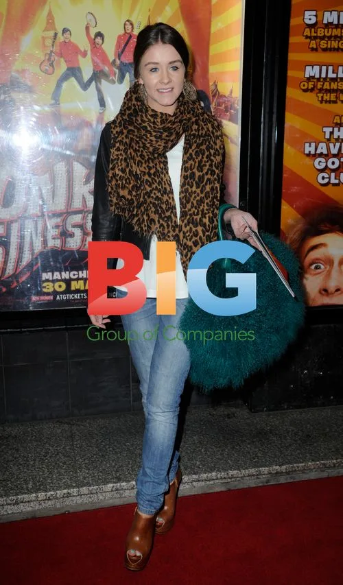 Celebs Arrive for Monkee Business Premiere