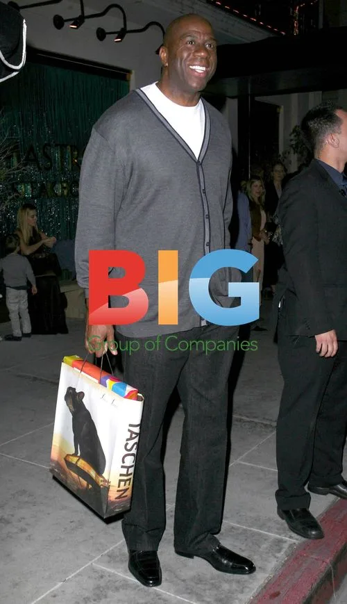 Magic Johnson leaves Mastros Steakhouse