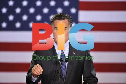 Mitt Romney Meets Supporters at Rally