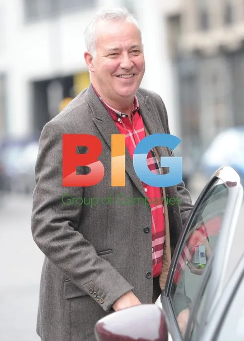 Michael Barrymore Leaving Restaurant