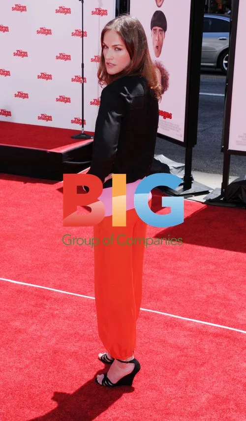 Kelly Overton at 'The Three Stooges' Premiere