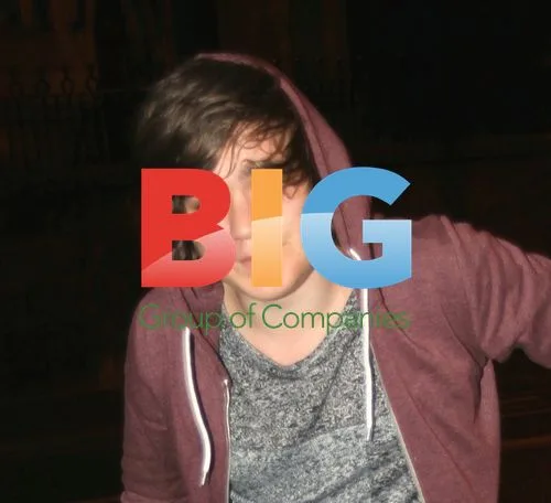 Frankie Cocozza Spotted Returning to Hotel