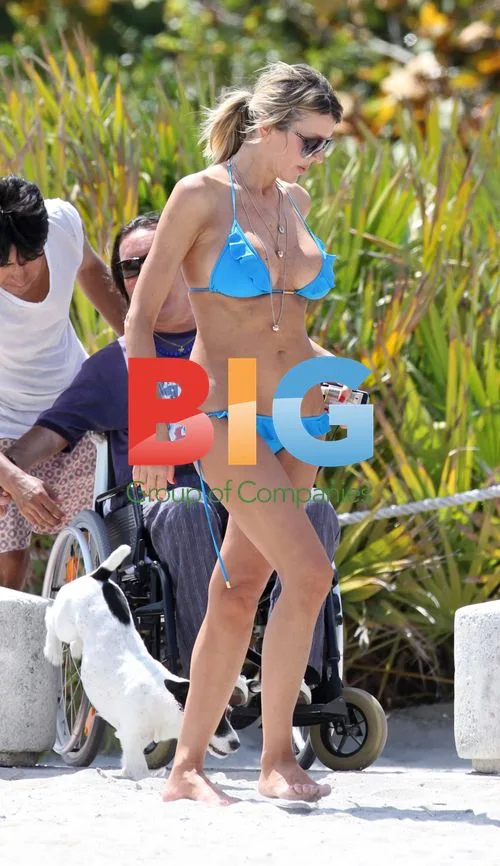 Rita Rusic enjoys beach day with boyfriend
